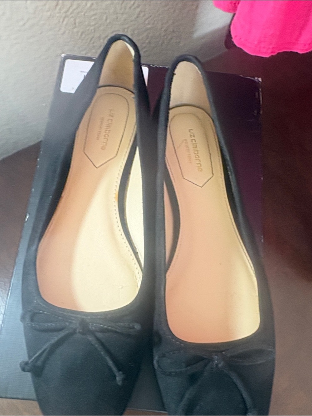Liz Claiborne Black Square-Toe Ballet Flats with Bow 8.5
